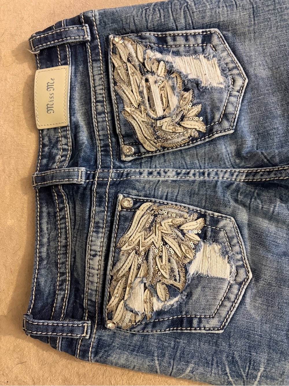 Miss Me Low Rise Angel Wing Bootcut Jeans – Size 26